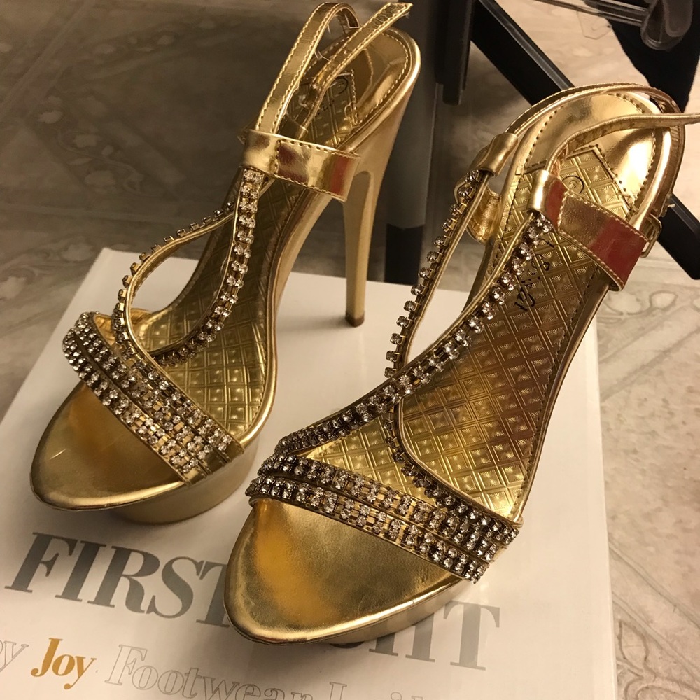 Prom shoes